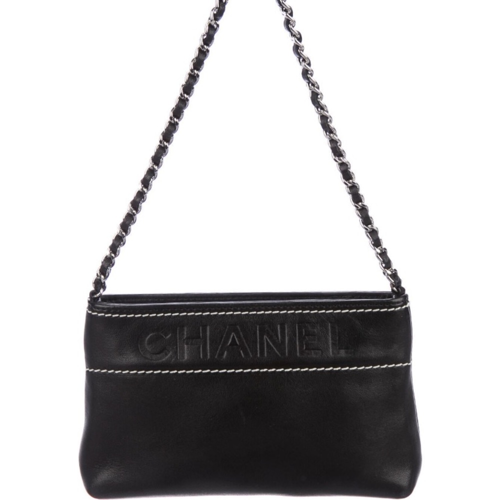 ~ ON SALE~ Chanel Pochette